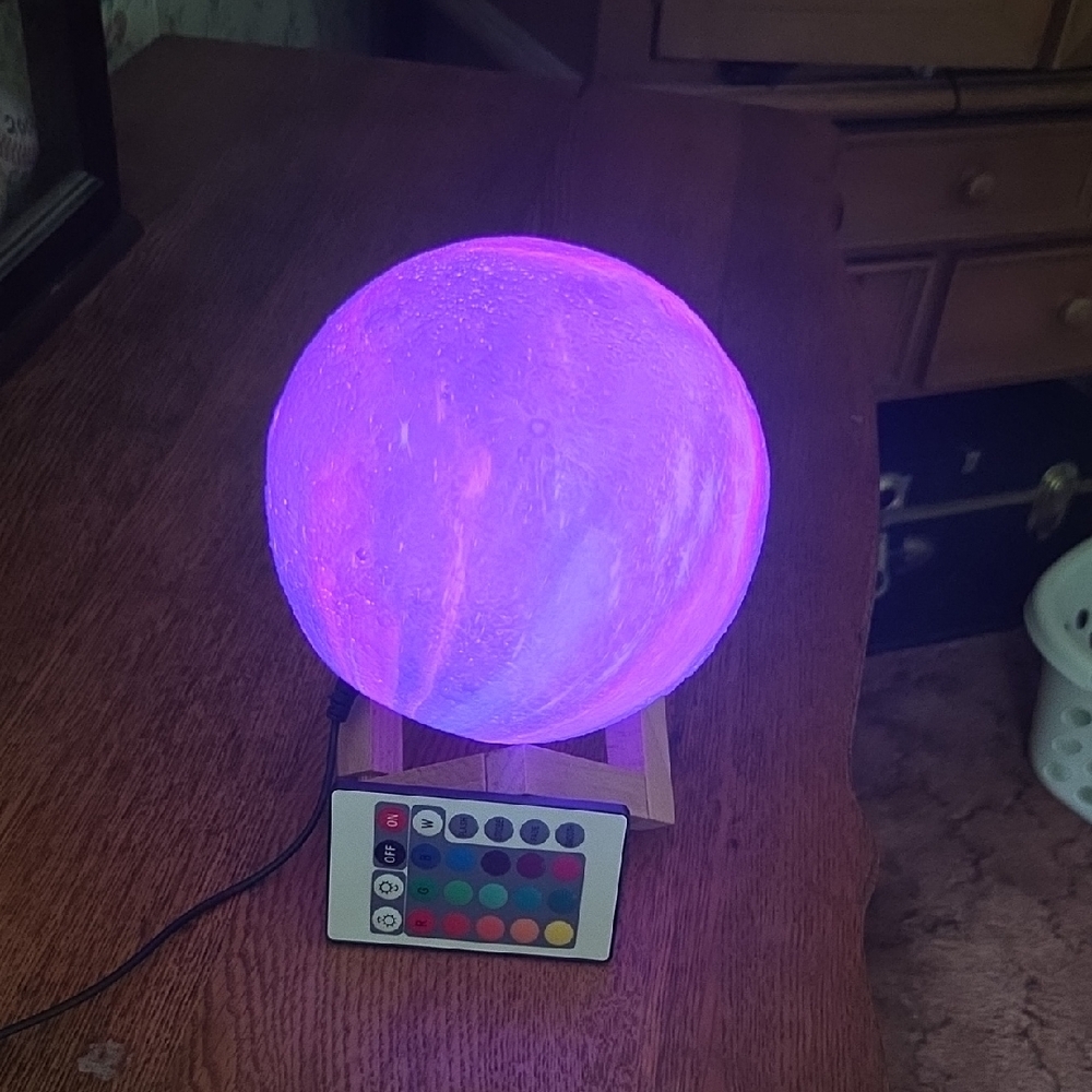 LED Moon Lamp with Remote Control - Blue - Picture 3 of 8